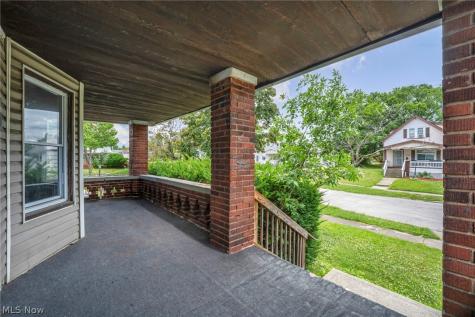11717 Gay Avenue Cleveland OH 44105