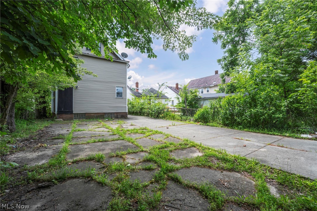 11717 Gay Avenue Cleveland OH 44105