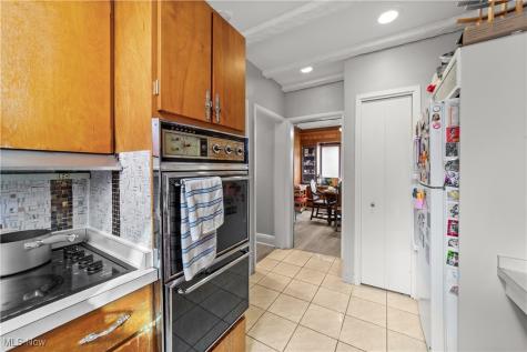14724 Clifton Boulevard Lakewood OH 44107