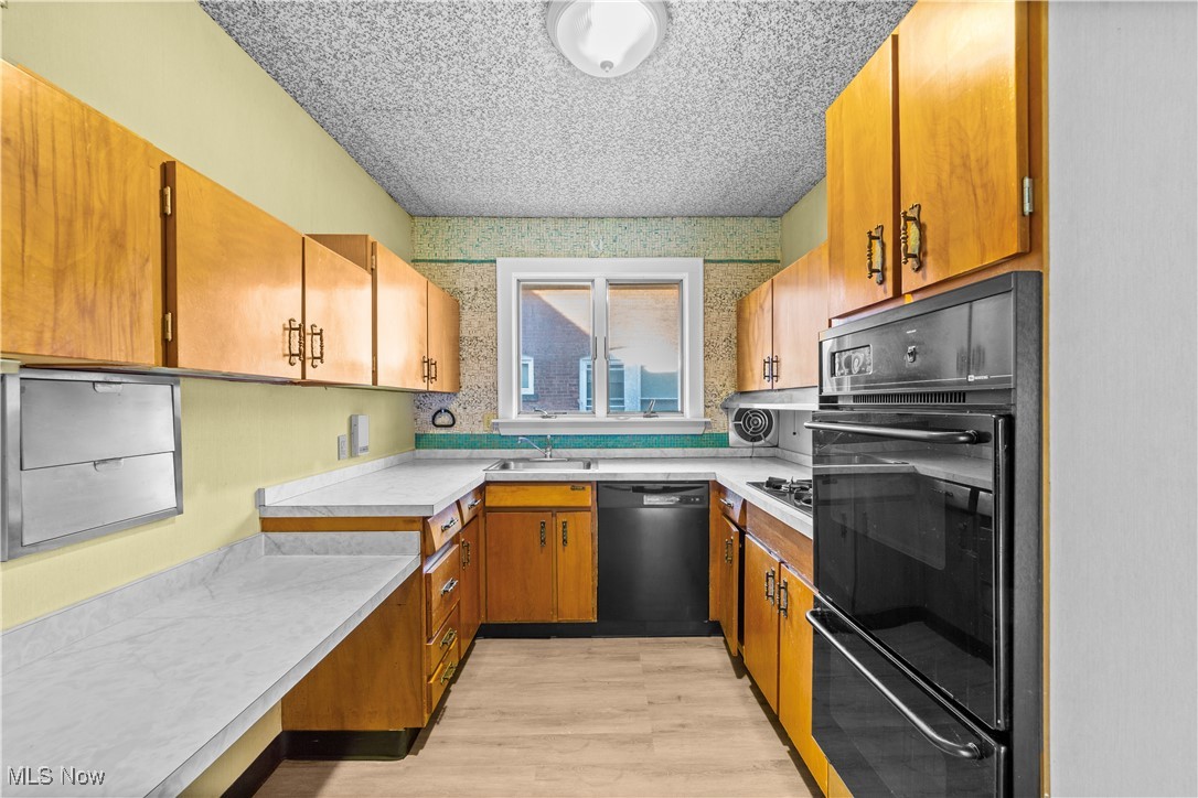 14724 Clifton Boulevard Lakewood OH 44107