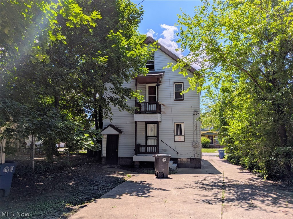 12905 Griffing Avenue Cleveland OH 44120