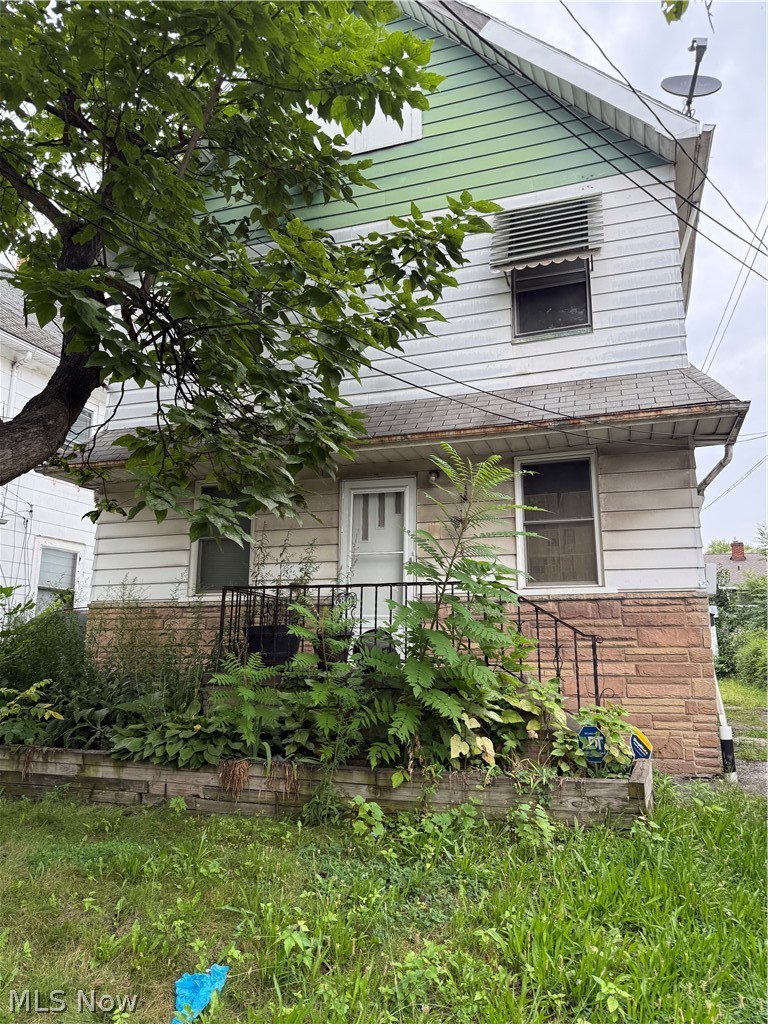 6801 Clement Avenue Cleveland OH 44105