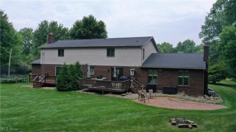 64 Ridgewood Road Wadsworth OH 44281