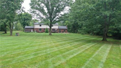 64 Ridgewood Road Wadsworth OH 44281