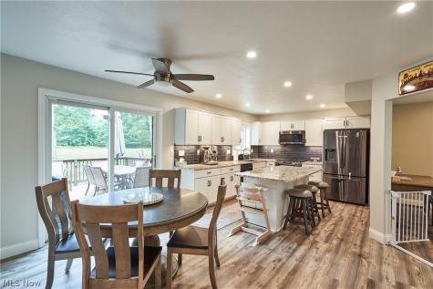 64 Ridgewood Road Wadsworth OH 44281