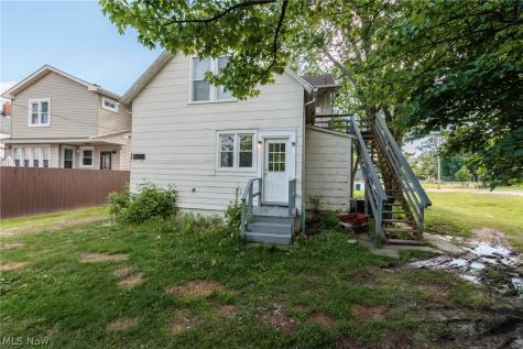 526-528 Hamilton Avenue Lorain OH 44052