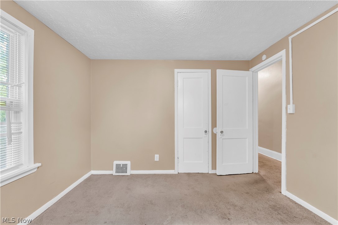 3301 E 143rd Street Cleveland OH 44120