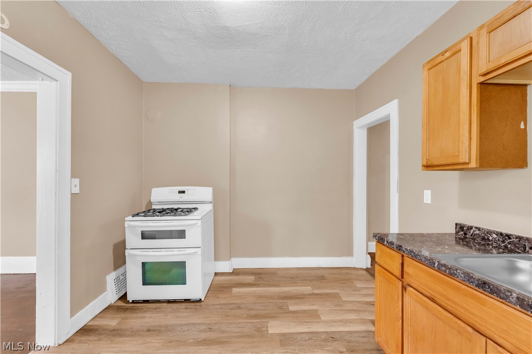 3301 E 143rd Street Cleveland OH 44120