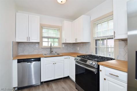 19000 Winslow Road Shaker Heights OH 44122