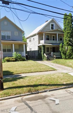 14218 Westropp Avenue Cleveland OH 44110