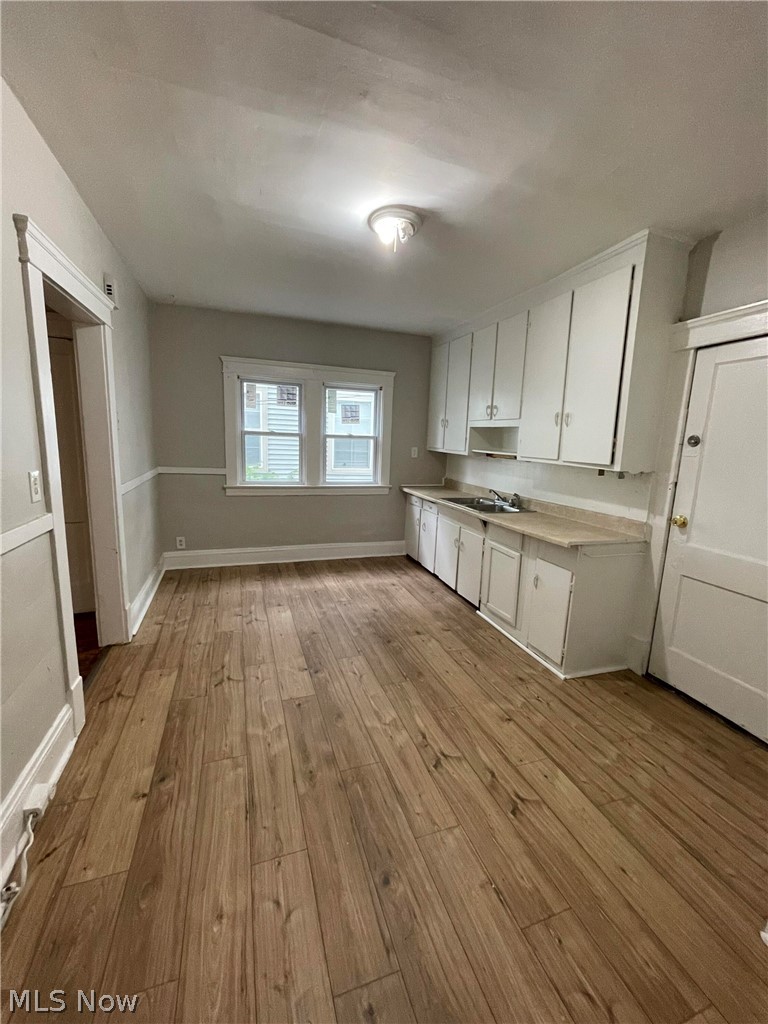 14218 Westropp Avenue Cleveland OH 44110