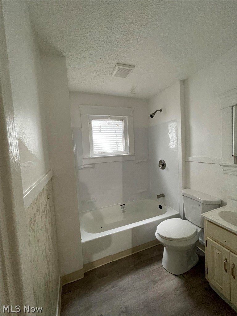 14218 Westropp Avenue Cleveland OH 44110
