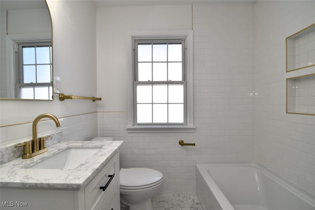 3550 Daleford Road Shaker Heights OH 44120