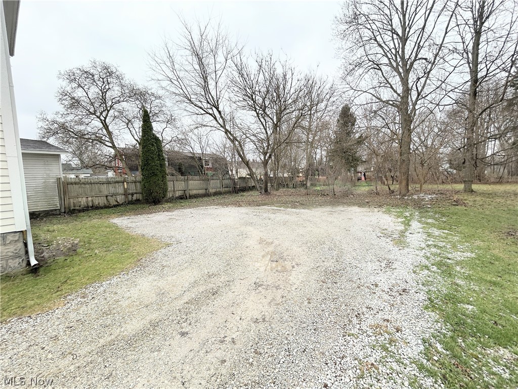 254 S Eagle Street Geneva OH 44041
