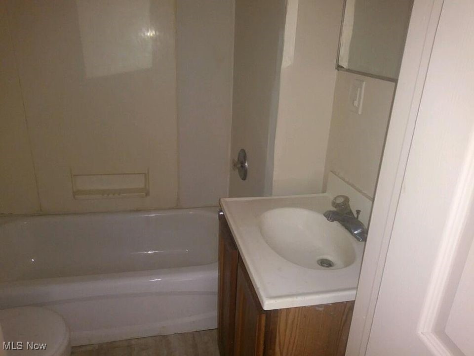 1011 E 63rd Street Cleveland OH 44103