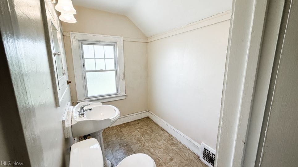 3574 Daleford Road Shaker Heights OH 44120