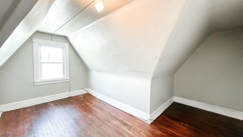 3574 Daleford Road Shaker Heights OH 44120