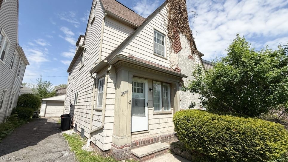 3574 Daleford Road Shaker Heights OH 44120