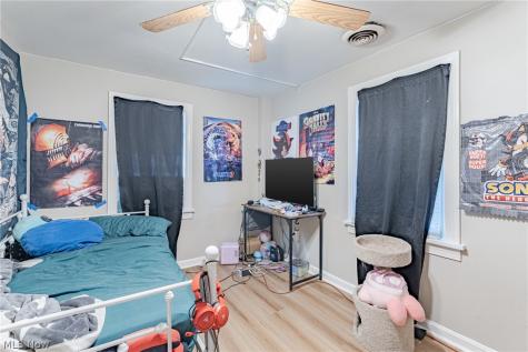 2409 Montclair Avenue Cleveland OH 44109