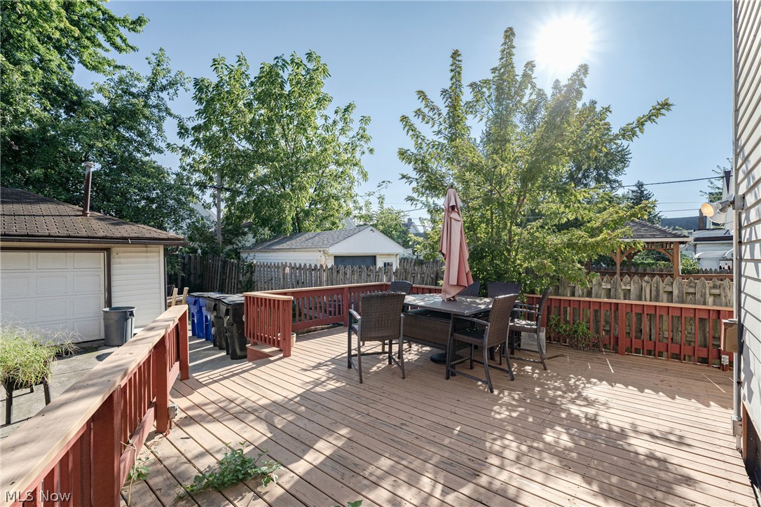 2409 Montclair Avenue Cleveland OH 44109