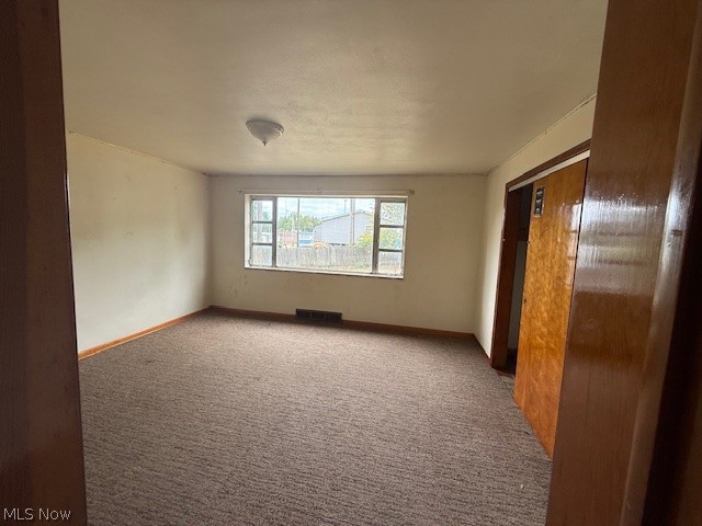 129 Reichart Avenue Wintersville OH 43953