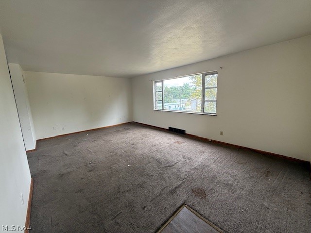 129 Reichart Avenue Wintersville OH 43953