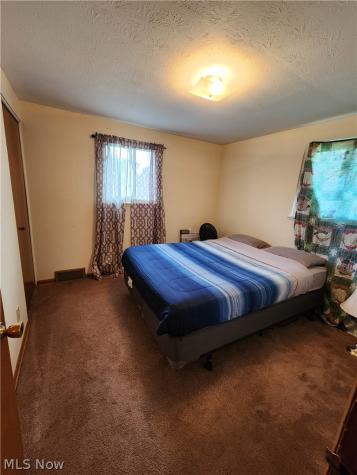 3015 Coventry Boulevard NE Canton OH 44705
