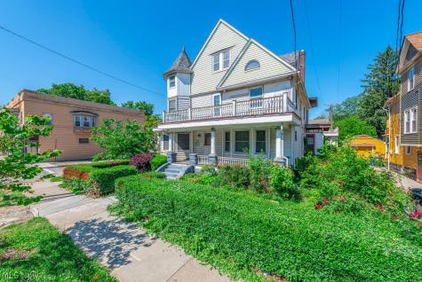 1896 W 65th Street Cleveland OH 44102