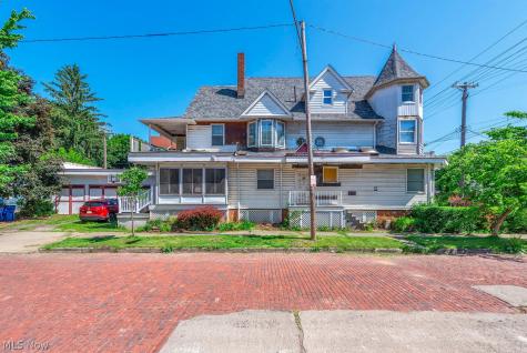 1896 W 65th Street Cleveland OH 44102