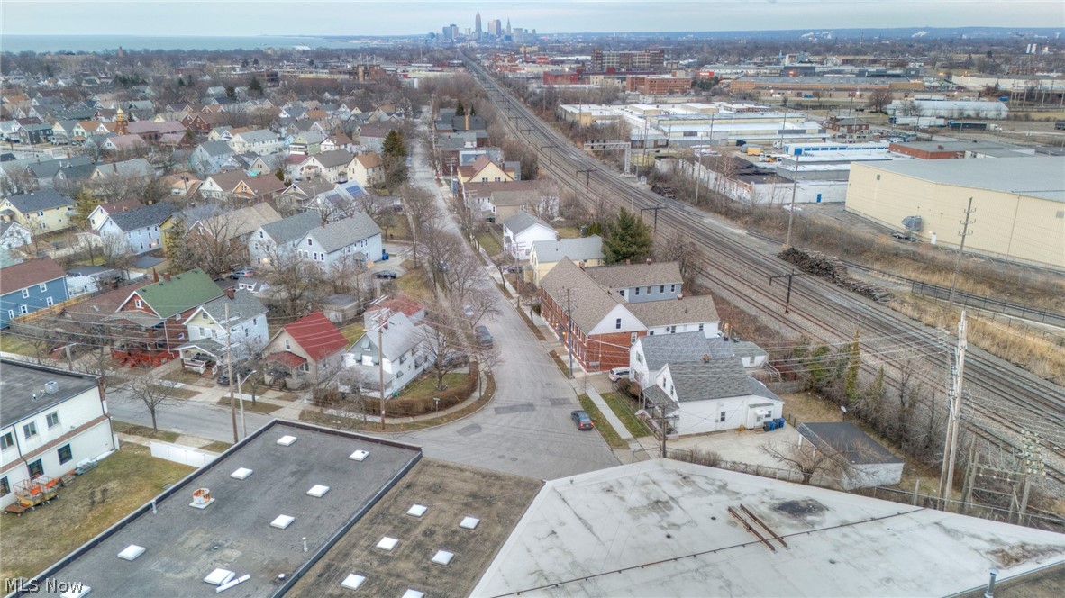 12929 Plover Street Lakewood OH 44107