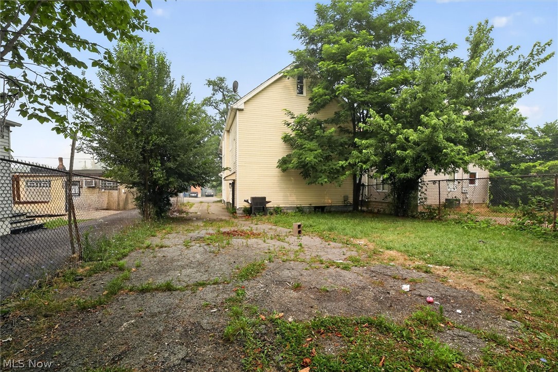 3659 E 116th Street Cleveland OH 44105