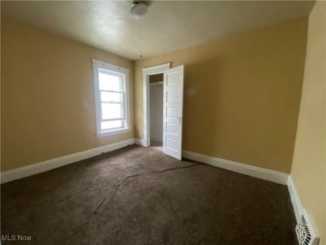 964 Stevenson Road Cleveland OH 44110