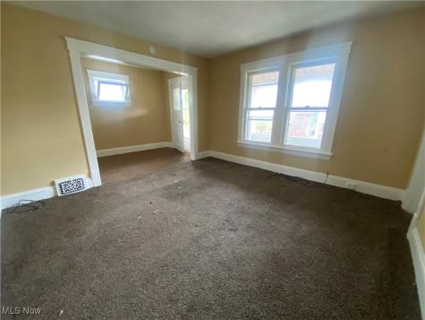 964 Stevenson Road Cleveland OH 44110