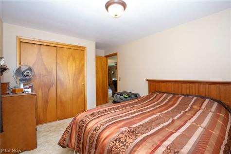1734-1736 Meadow Lane Orrville OH 44667