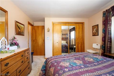 1734-1736 Meadow Lane Orrville OH 44667