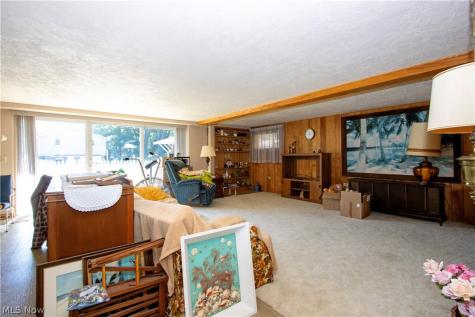 1734-1736 Meadow Lane Orrville OH 44667