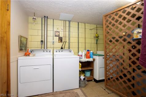 1734-1736 Meadow Lane Orrville OH 44667