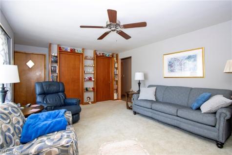 1734-1736 Meadow Lane Orrville OH 44667
