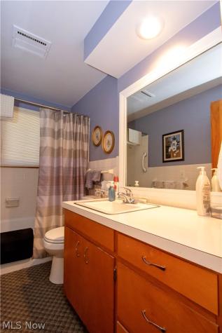 1734-1736 Meadow Lane Orrville OH 44667