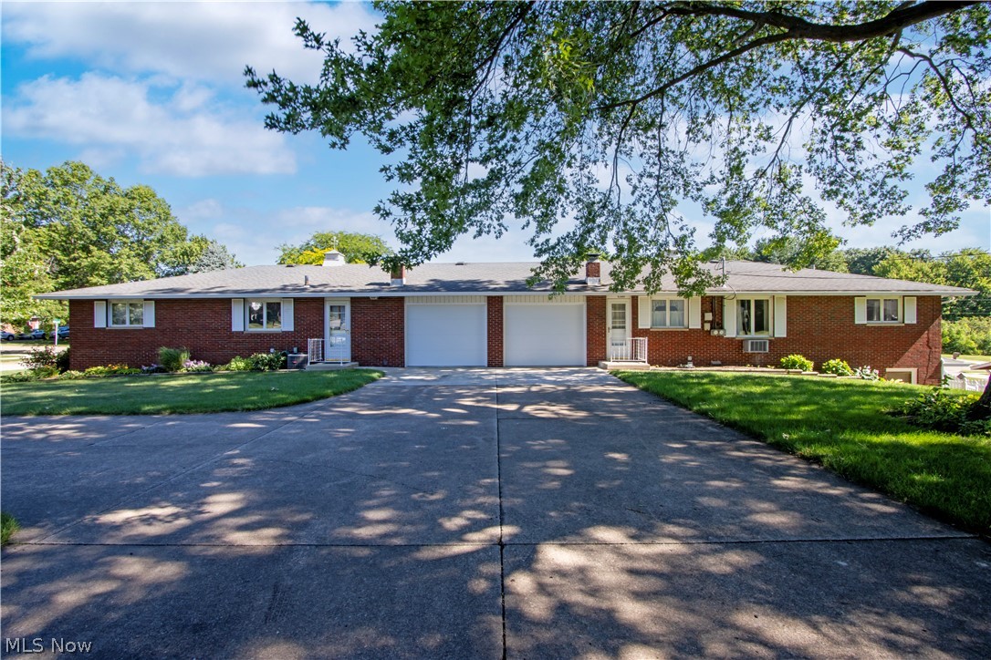 1734-1736 Meadow Lane Orrville OH 44667