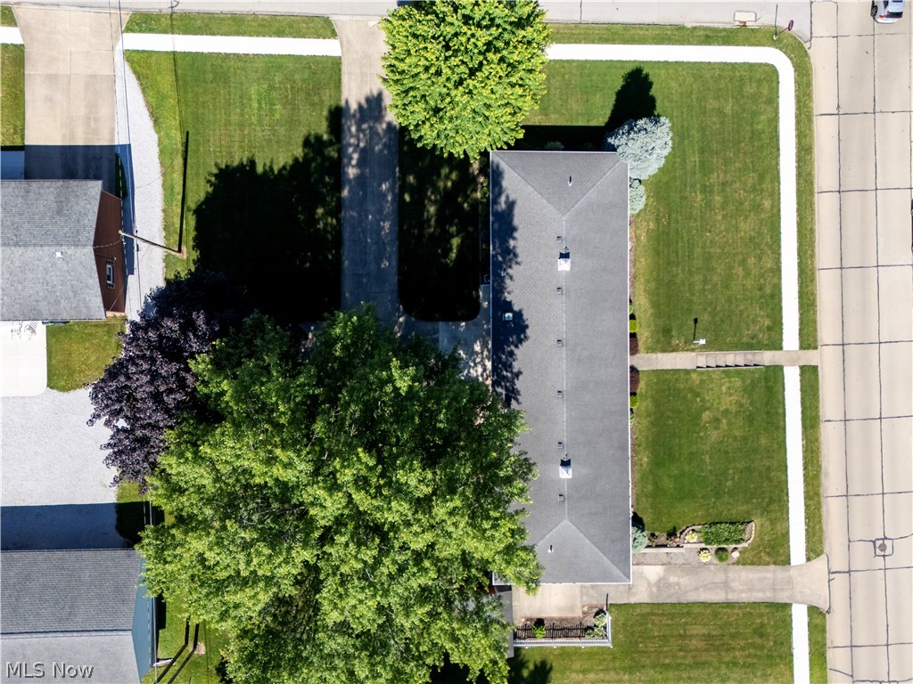 1734-1736 Meadow Lane Orrville OH 44667