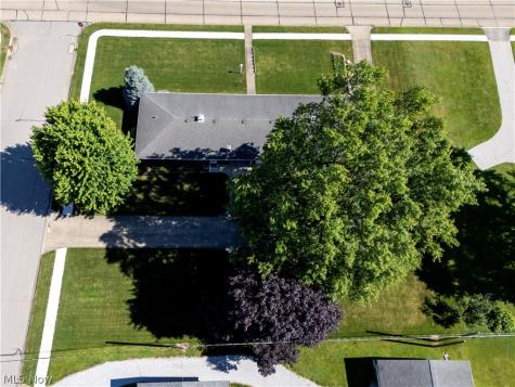 1734-1736 Meadow Lane Orrville OH 44667
