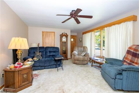 1734-1736 Meadow Lane Orrville OH 44667
