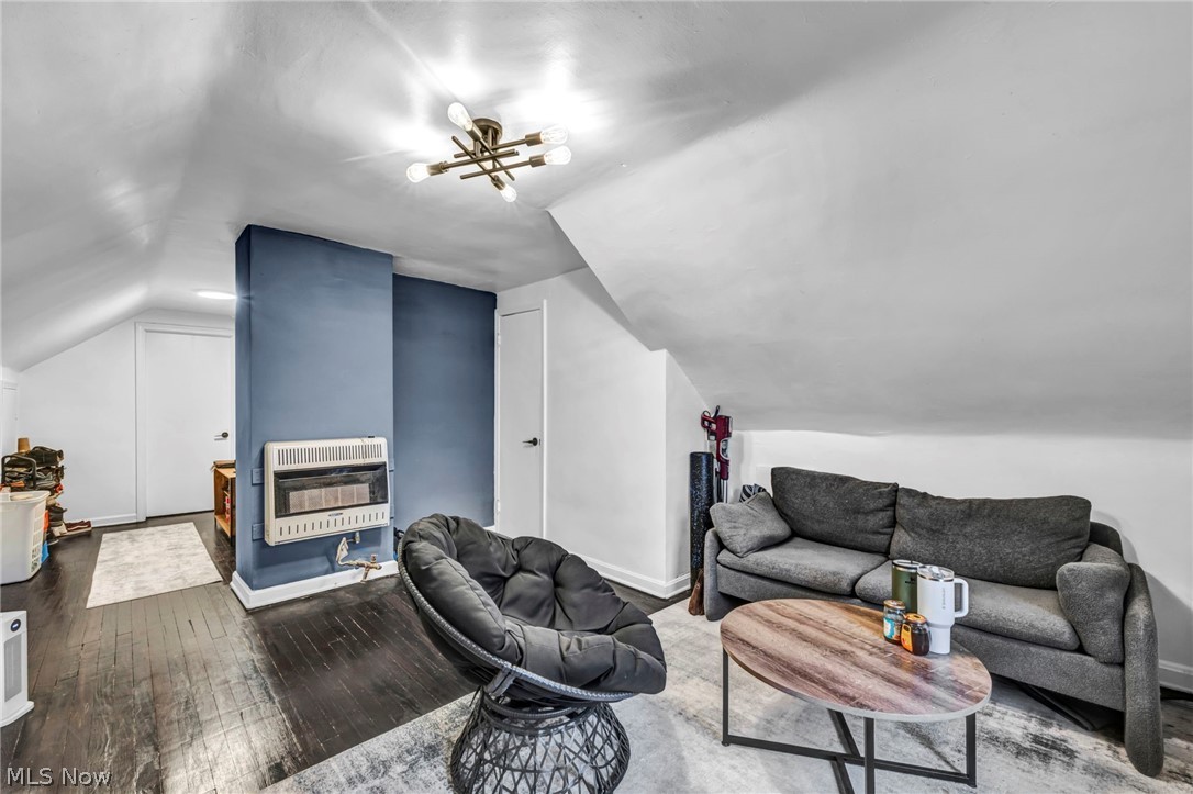 3808-3810 E 149th Street Cleveland OH 44128