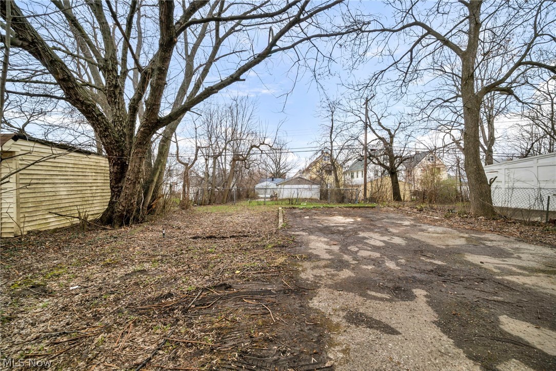 3808-3810 E 149th Street Cleveland OH 44128