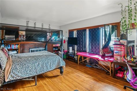 154 Hollywood Avenue Youngstown OH 44512