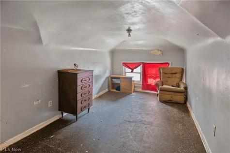 154 Hollywood Avenue Youngstown OH 44512