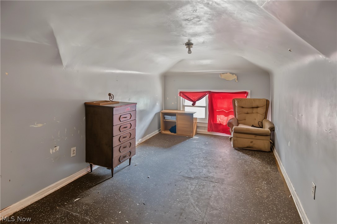 154 Hollywood Avenue Youngstown OH 44512