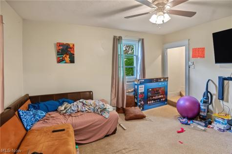 154 Hollywood Avenue Youngstown OH 44512