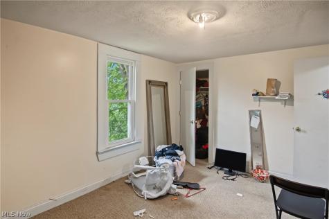 154 Hollywood Avenue Youngstown OH 44512